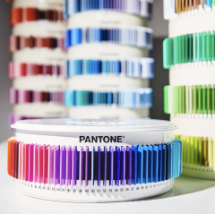 THE PANTONE PMS COLOR VARIETY COLLECTION